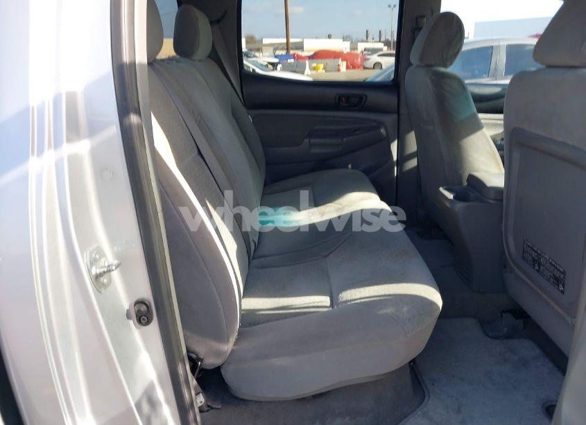 Photo 8 of 2007 Toyota Tacoma BASE V6 (VIN 3TMMU52N27M003825)