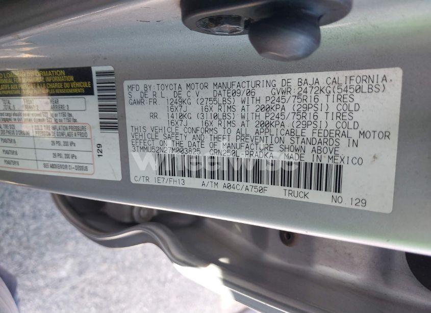 Photo 9 of 2007 Toyota Tacoma BASE V6 (VIN 3TMMU52N27M003825)