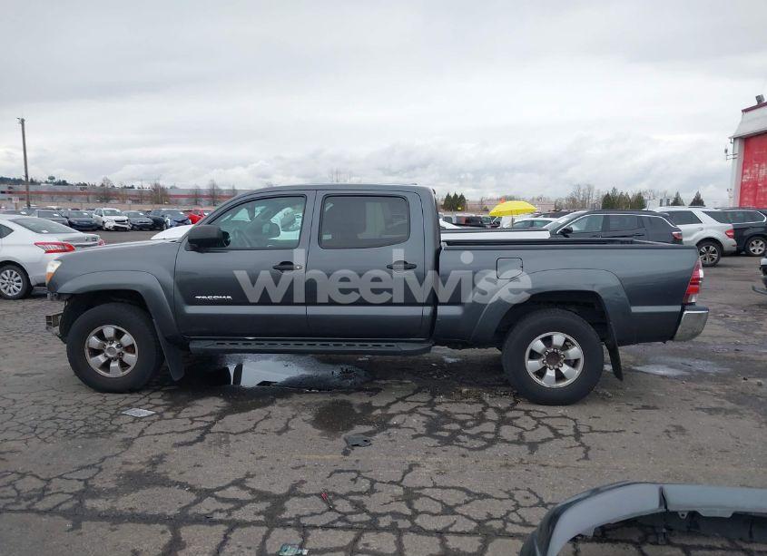 Photo 15 of 2009 Toyota Tacoma BASE V6 (VIN 3TMMU52N89M010913)