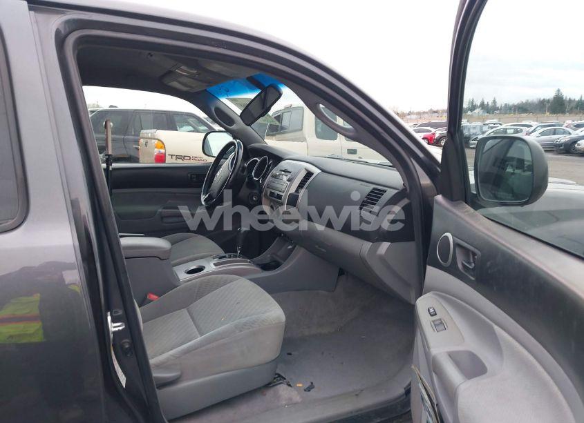 Photo 5 of 2009 Toyota Tacoma BASE V6 (VIN 3TMMU52N89M010913)