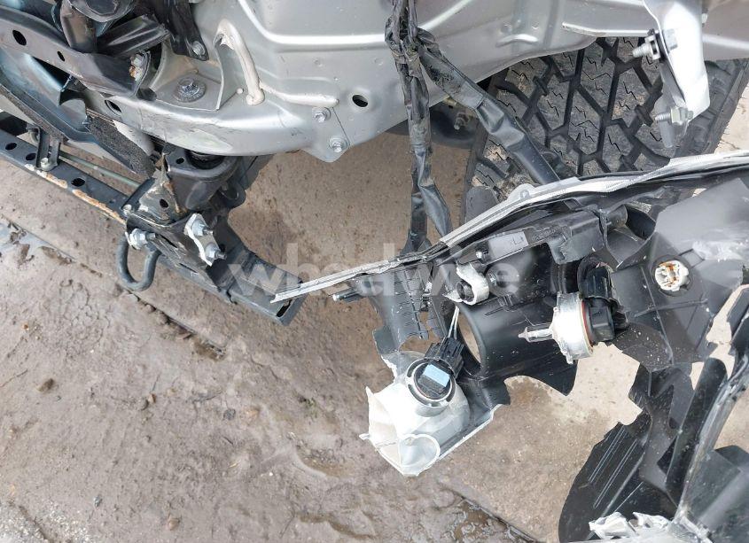 Photo 19 of 2021 Toyota Tacoma SR (VIN 3TYAX5GN0MT020061)