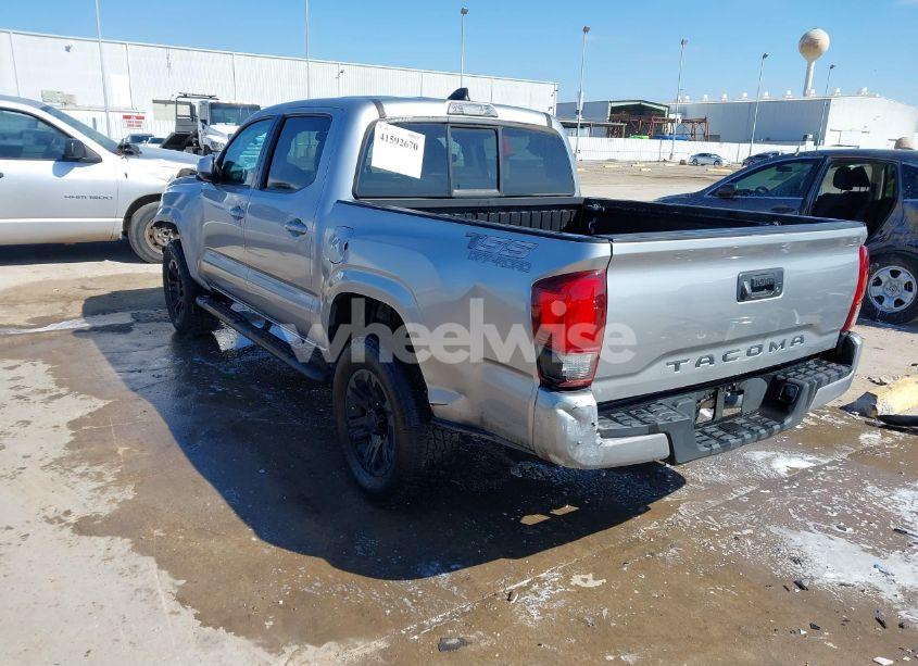 Photo 3 of 2021 Toyota Tacoma SR (VIN 3TYAX5GN0MT020061)