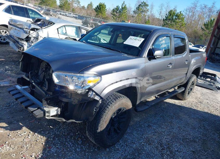 Photo 2 of 2022 Toyota Tacoma SR (VIN 3TYAX5GN1NT034178)