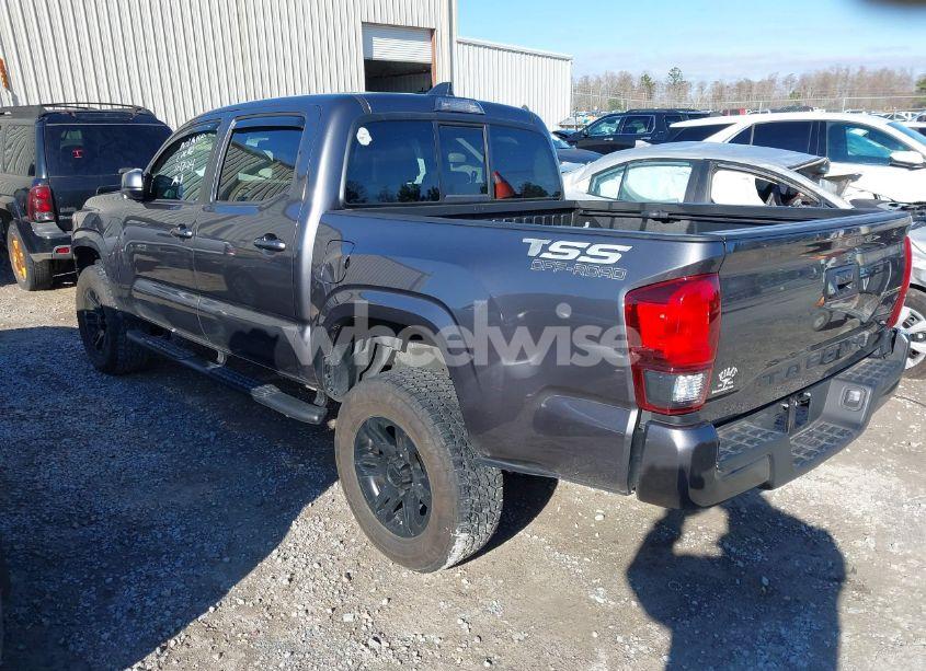 Photo 3 of 2022 Toyota Tacoma SR (VIN 3TYAX5GN1NT034178)