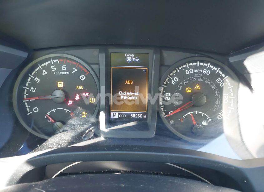 Photo 7 of 2022 Toyota Tacoma SR (VIN 3TYAX5GN1NT034178)