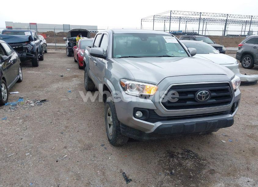 2021 Toyota Tacoma SR5 (VIN 3TYAX5GN2MT015282) main photo