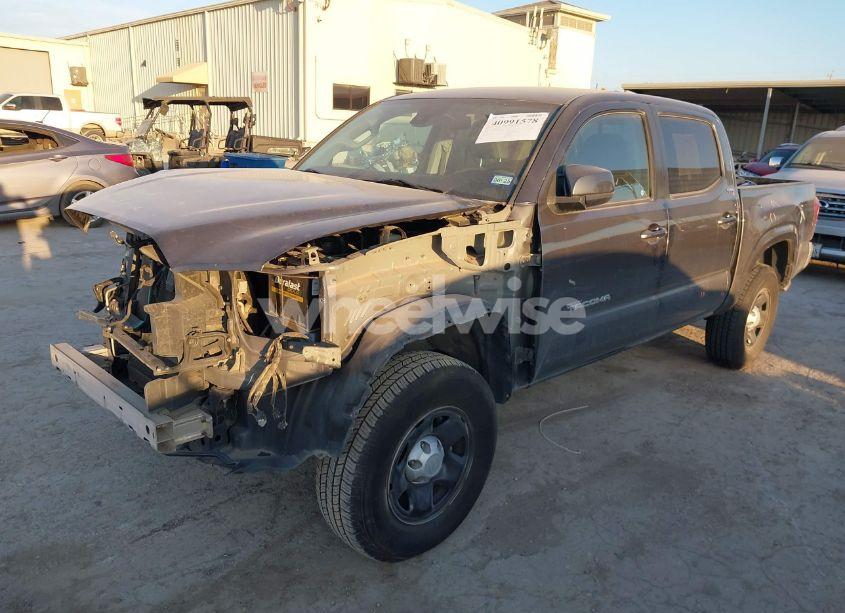 Photo 2 of 2021 Toyota Tacoma SR5 (VIN 3TYAX5GN2MT020997)