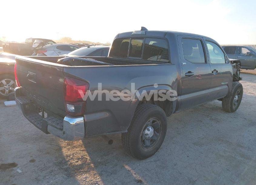 Photo 4 of 2021 Toyota Tacoma SR5 (VIN 3TYAX5GN2MT020997)