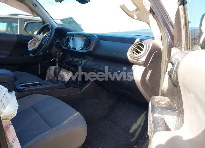 Photo 5 of 2021 Toyota Tacoma SR (VIN 3TYAX5GN2MT021535)
