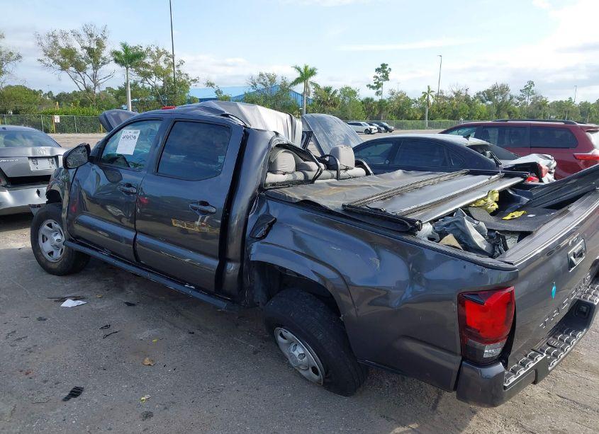 Photo 3 of 2022 Toyota Tacoma SR (VIN 3TYAX5GN2NT045092)