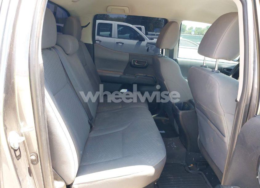 Photo 8 of 2021 Toyota Tacoma SR (VIN 3TYAX5GN3MT015565)
