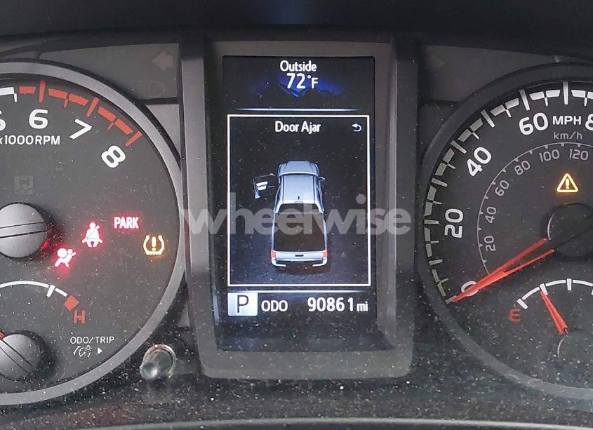Photo 15 of 2022 Toyota Tacoma SR (VIN 3TYAX5GN3NT048695)