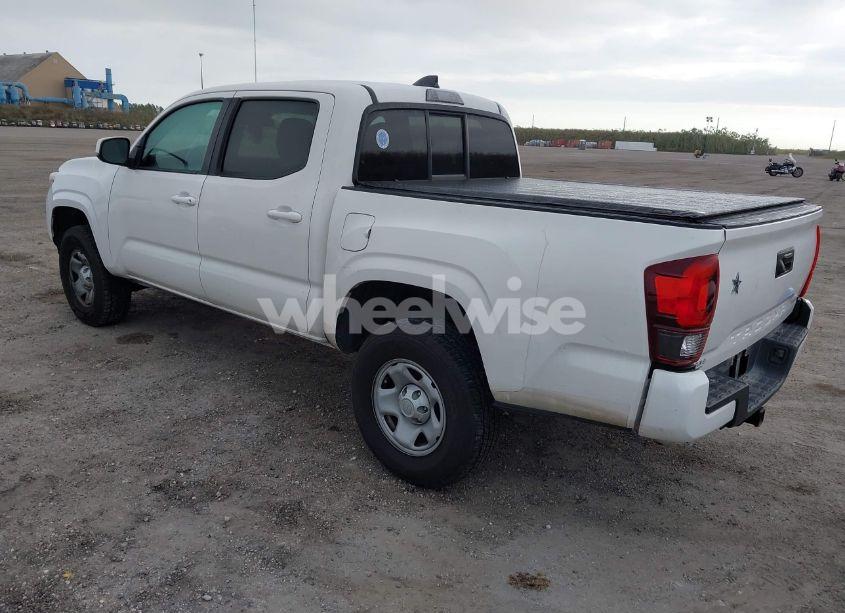 Photo 3 of 2022 Toyota Tacoma SR (VIN 3TYAX5GN3NT048695)