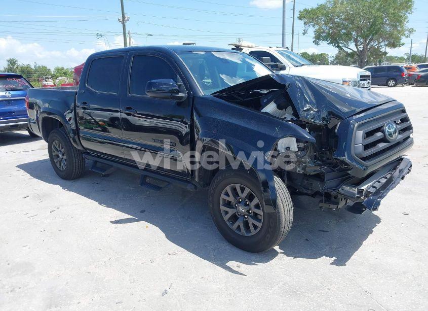 2022 Toyota Tacoma SR5 (VIN 3TYAX5GN3NT057428) main photo