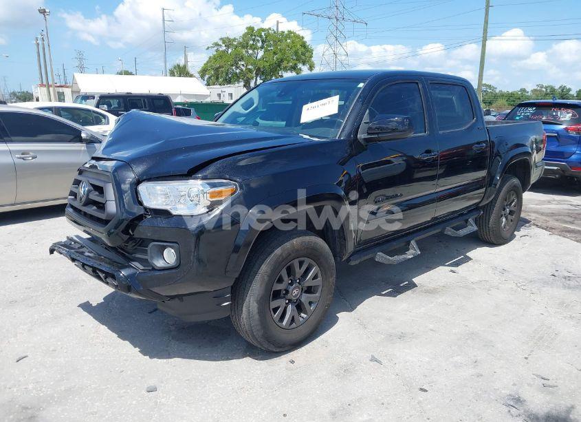 Photo 2 of 2022 Toyota Tacoma SR5 (VIN 3TYAX5GN3NT057428)