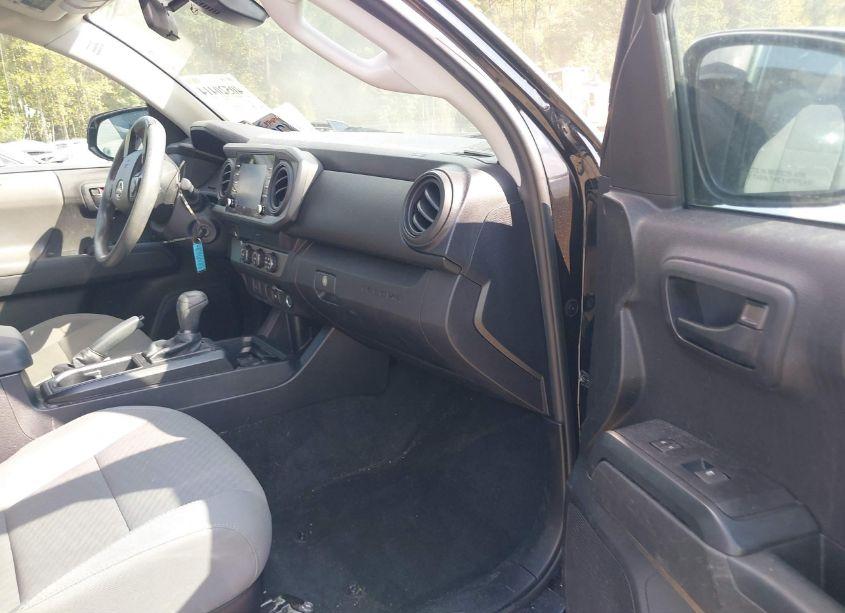Photo 5 of 2021 Toyota Tacoma SR (VIN 3TYAX5GN4MT015106)