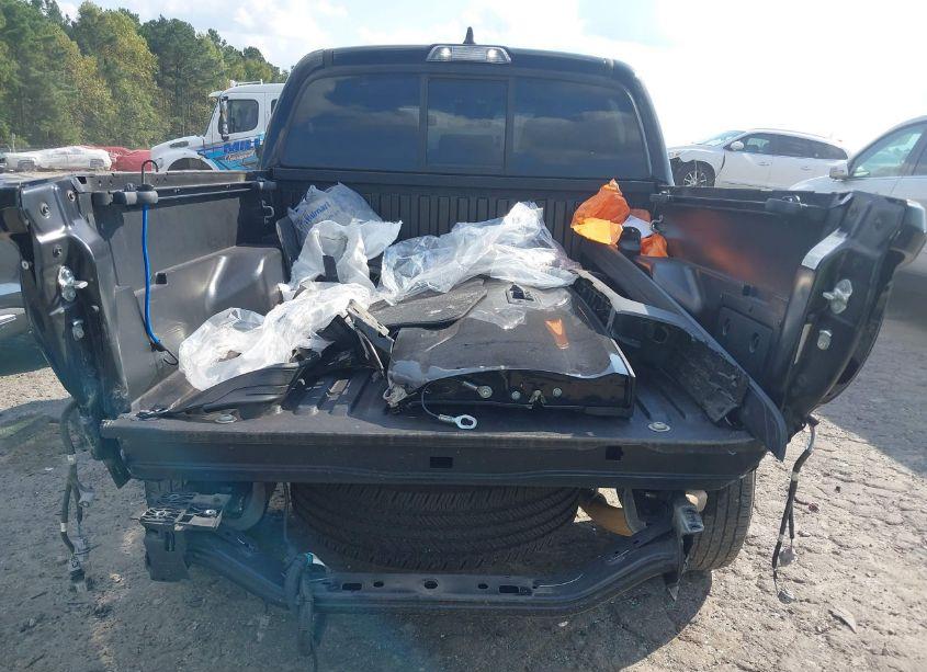 Photo 6 of 2021 Toyota Tacoma SR (VIN 3TYAX5GN4MT015106)