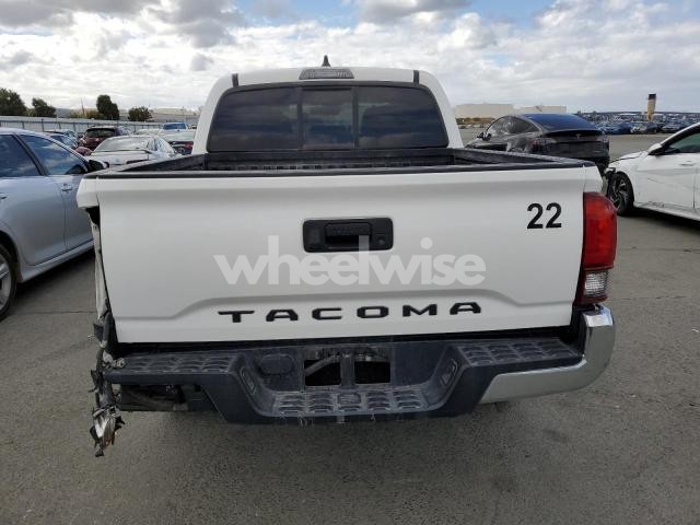 Photo 4 of 2022 TOYOTA TACOMA DOUBLE CAB N/A (VIN 3TYAX5GN4NT035597)