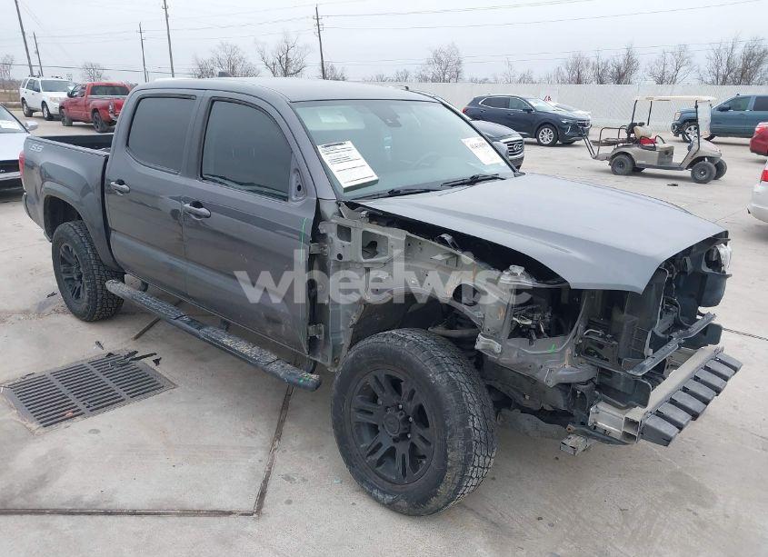 2021 Toyota Tacoma SR (VIN 3TYAX5GN5MT023408) main photo