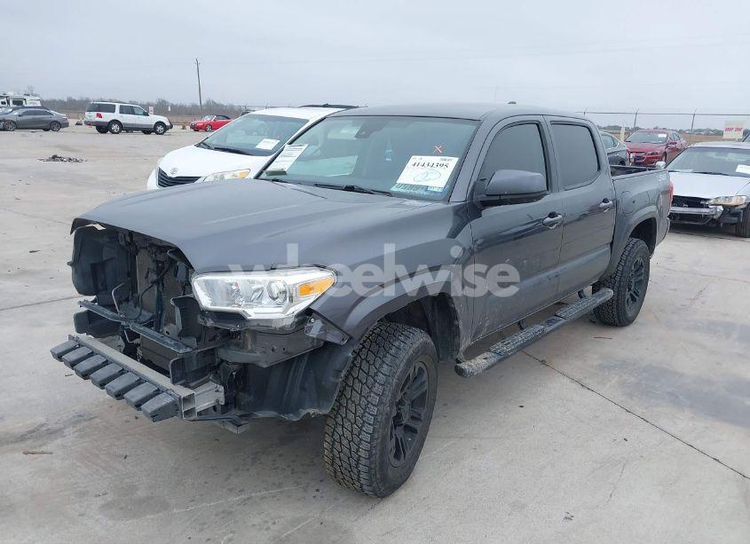 Photo 2 of 2021 Toyota Tacoma SR (VIN 3TYAX5GN5MT023408)