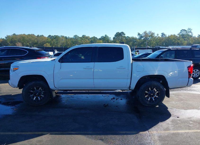 Photo 14 of 2021 Toyota Tacoma SR (VIN 3TYAX5GN6MT012580)