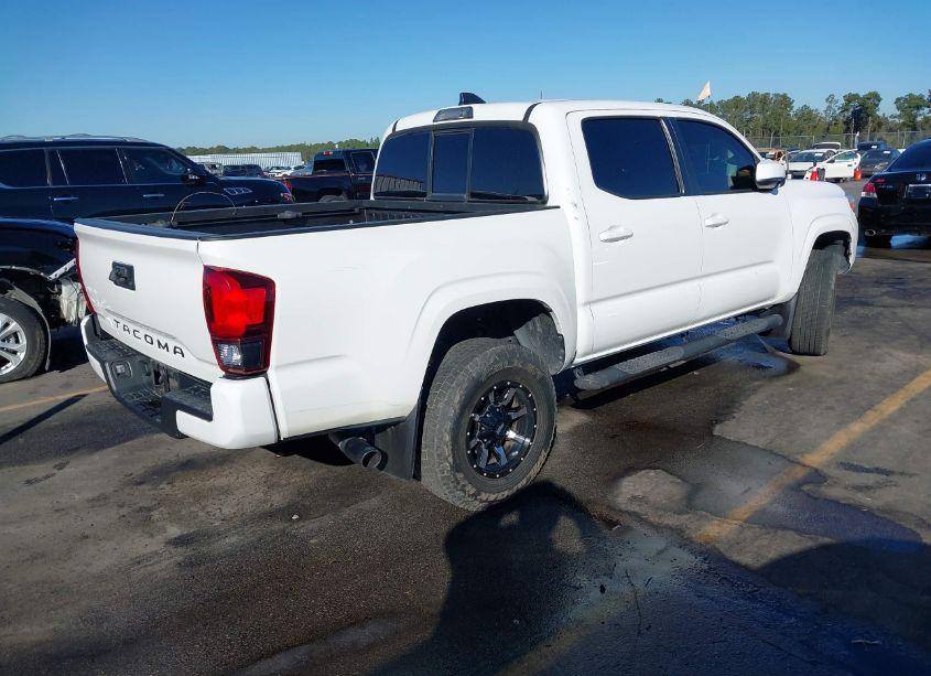 Photo 4 of 2021 Toyota Tacoma SR (VIN 3TYAX5GN6MT012580)