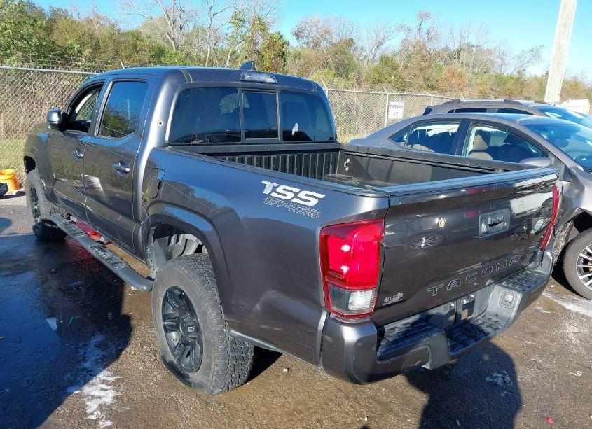 Photo 3 of 2021 Toyota Tacoma SR (VIN 3TYAX5GN6MT032747)