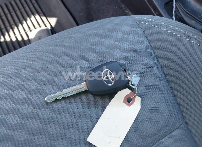 Photo 11 of 2021 Toyota Tacoma SR (VIN 3TYAX5GN7MT023989)