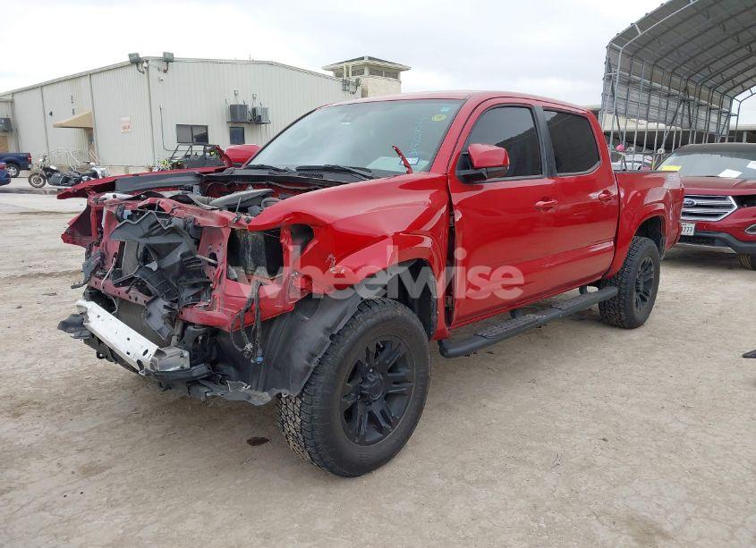 Photo 2 of 2022 Toyota Tacoma SR (VIN 3TYAX5GN7NT060882)