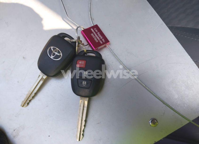 Photo 11 of 2021 Toyota Tacoma SR (VIN 3TYAX5GN9MT022049)
