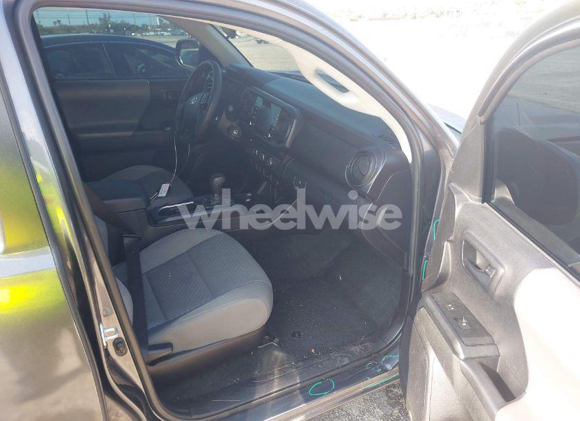 Photo 5 of 2021 Toyota Tacoma SR (VIN 3TYAX5GN9MT022049)