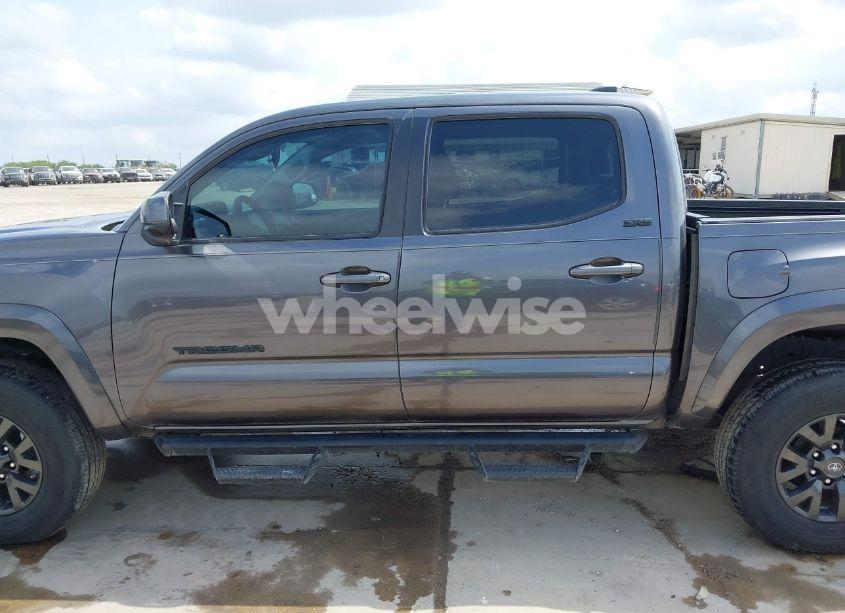 Photo 15 of 2022 Toyota Tacoma SR5 (VIN 3TYAX5GNXNT048581)