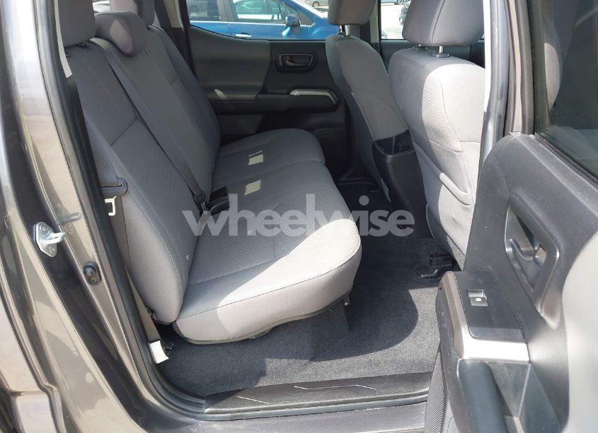 Photo 8 of 2022 Toyota Tacoma SR5 (VIN 3TYAX5GNXNT048581)