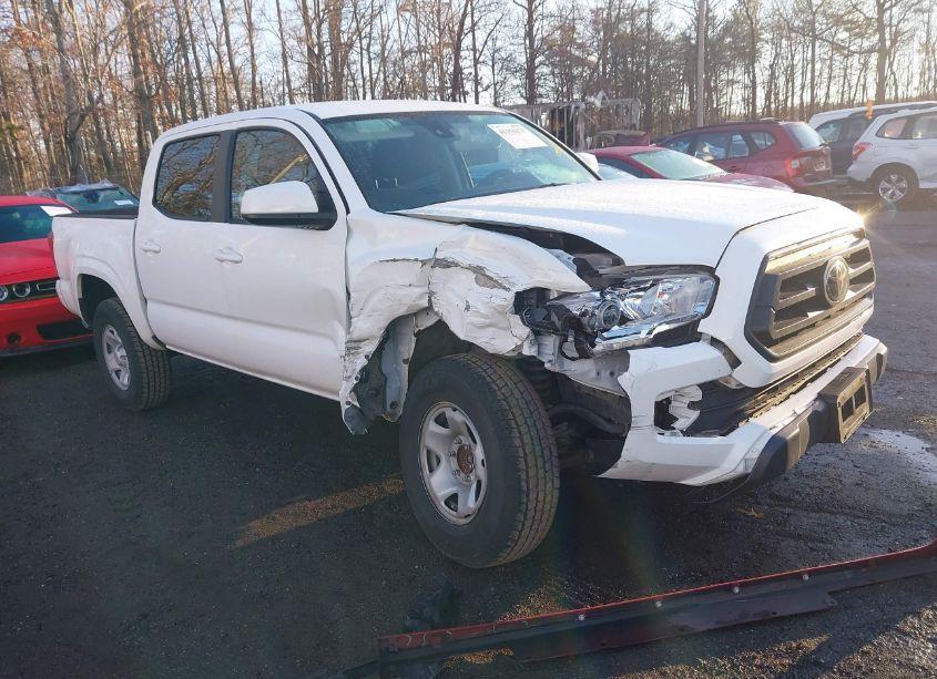 2023 Toyota Tacoma SR (VIN 3TYAX5GNXPT071720) main photo