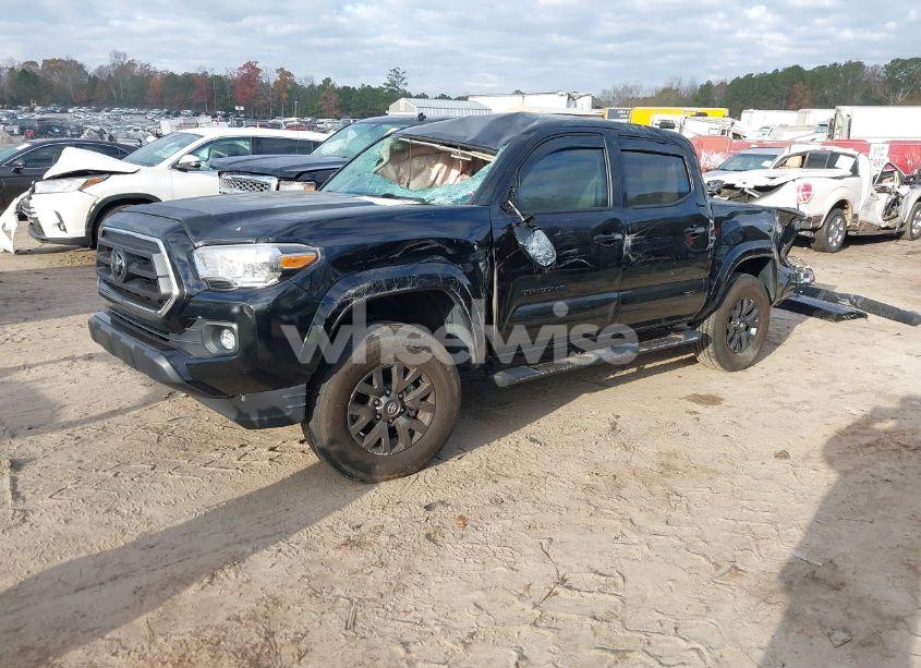 Photo 2 of 2022 Toyota Tacoma SR5 V6 (VIN 3TYAZ5CN7NT018857)