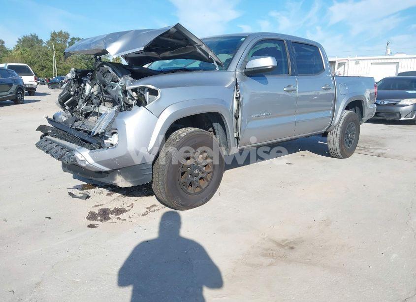 Photo 2 of 2020 Toyota Tacoma SR5 V6 (VIN 3TYAZ5CN9LT000857)