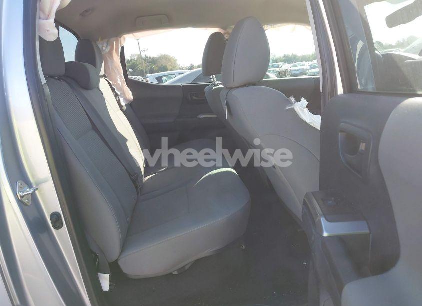 Photo 8 of 2020 Toyota Tacoma SR5 V6 (VIN 3TYAZ5CN9LT000857)