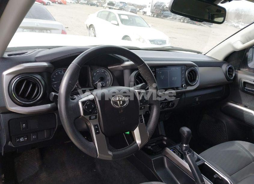 Photo 21 of 2021 Toyota Tacoma SR5 V6 (VIN 3TYAZ5CN9MT011570)