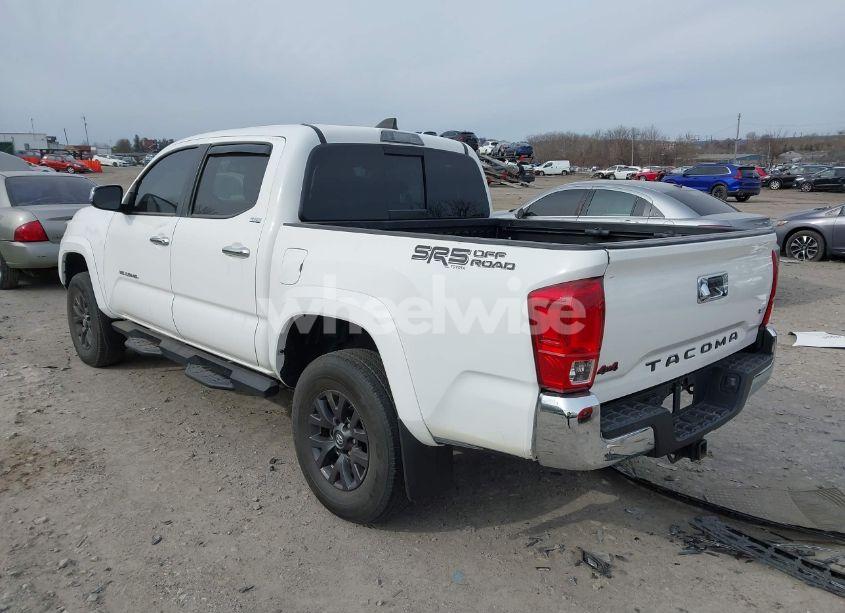 Photo 3 of 2021 Toyota Tacoma SR5 V6 (VIN 3TYAZ5CN9MT011570)