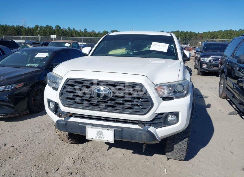 Photo 12 of 2020 Toyota Tacoma TRD OFF-ROAD (VIN 3TYCZ5AN0LT003495)