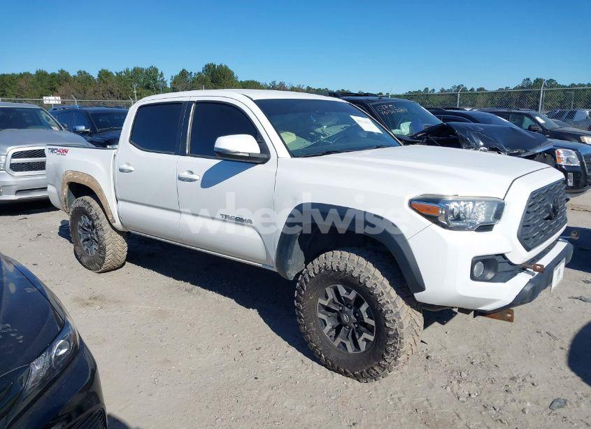 Photo 13 of 2020 Toyota Tacoma TRD OFF-ROAD (VIN 3TYCZ5AN0LT003495)