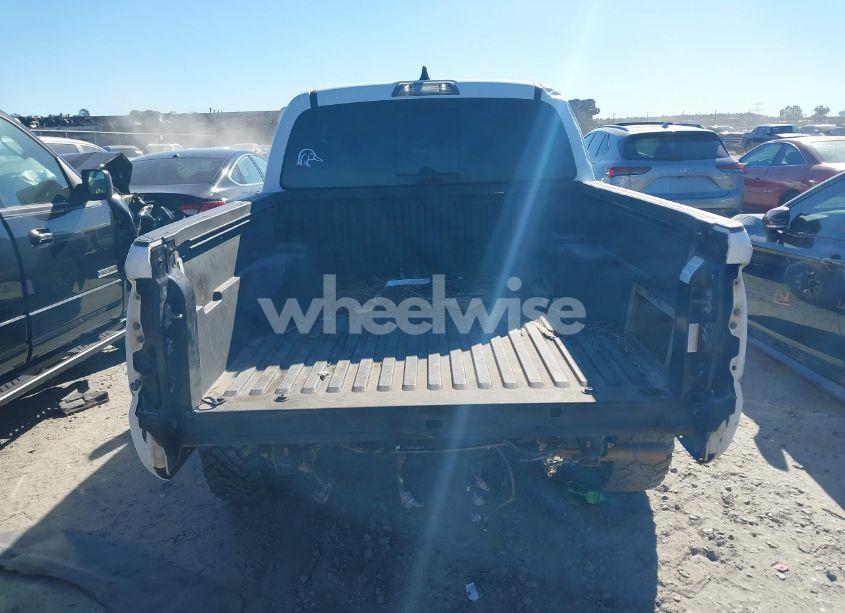 Photo 16 of 2020 Toyota Tacoma TRD OFF-ROAD (VIN 3TYCZ5AN0LT003495)