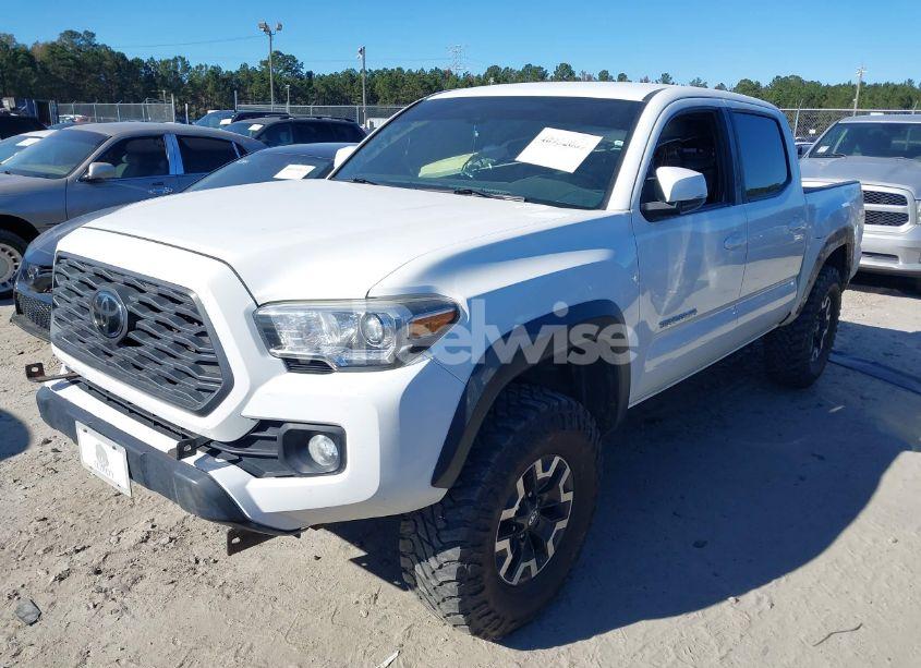 Photo 2 of 2020 Toyota Tacoma TRD OFF-ROAD (VIN 3TYCZ5AN0LT003495)