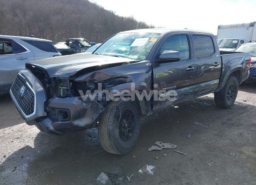 Photo 2 of 2022 Toyota Tacoma SR5 V6 (VIN 3TYCZ5AN0NT056524)