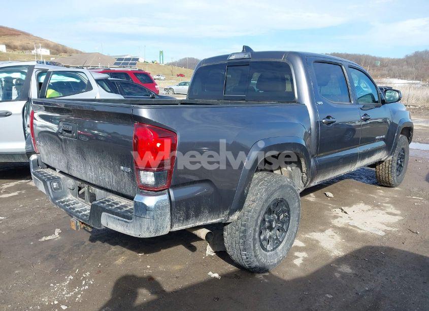 Photo 4 of 2022 Toyota Tacoma SR5 V6 (VIN 3TYCZ5AN0NT056524)