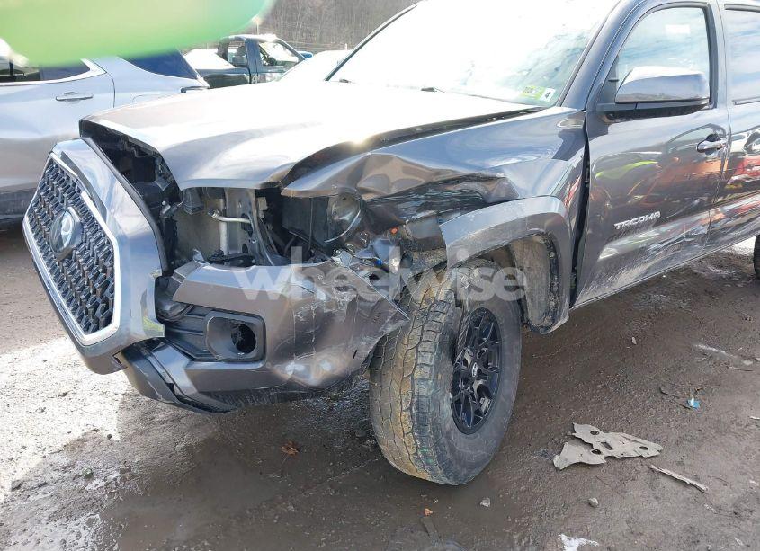 Photo 6 of 2022 Toyota Tacoma SR5 V6 (VIN 3TYCZ5AN0NT056524)