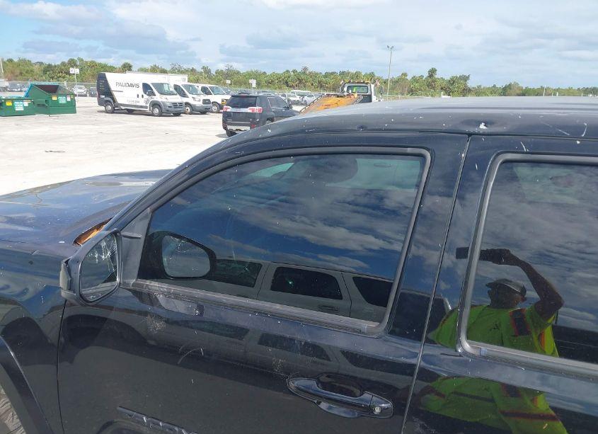 Photo 22 of 2022 Toyota Tacoma SR5 V6 (VIN 3TYCZ5AN0NT081410)