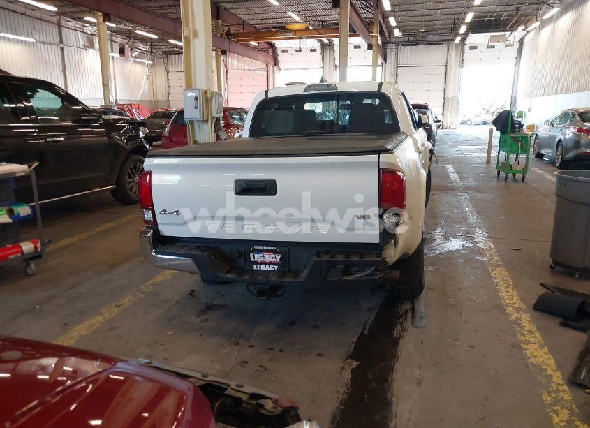 Photo 17 of 2022 Toyota Tacoma SR5 V6 (VIN 3TYCZ5AN0NT083898)