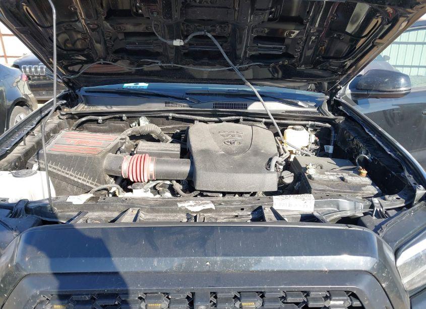 Photo 10 of 2022 Toyota Tacoma TRD PRO (VIN 3TYCZ5AN1NT066933)