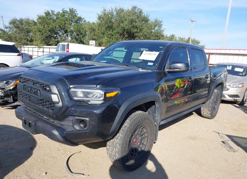Photo 2 of 2022 Toyota Tacoma TRD PRO (VIN 3TYCZ5AN1NT066933)